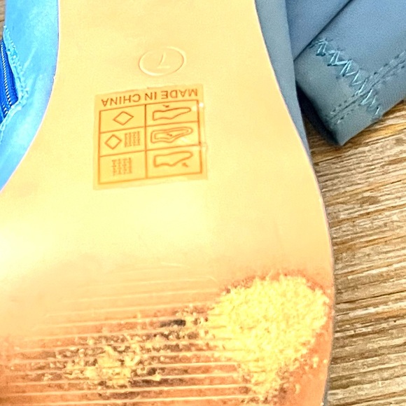 PrettyLittleThing,  Sky Blue Neoprene Stiletto Zip Boots | EUC, Size 7 - Picture 8 of 10